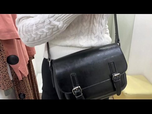 ❤️ אוננות פומבית של הכלבה הצעירה פרלברי עם דילדו בחדר המתאים ❤❌ סקס איכותי ב-iw.teenactivewear.ru ❌️